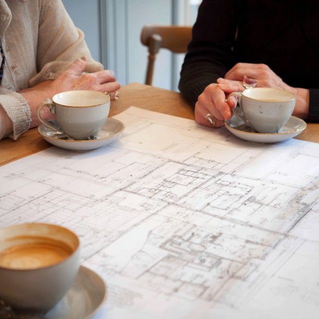 00 Initial Consutlaton